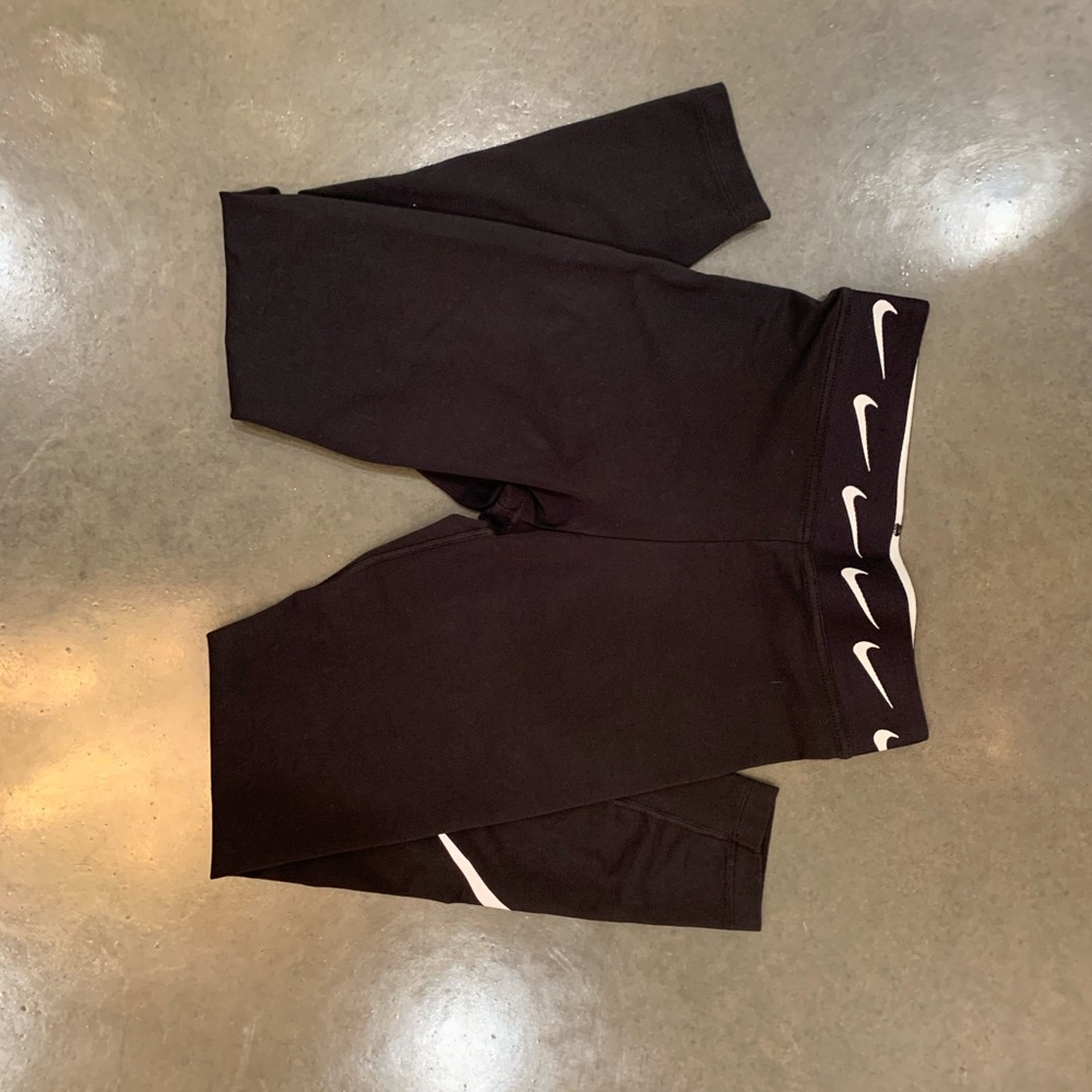 Women’s Nike leggings